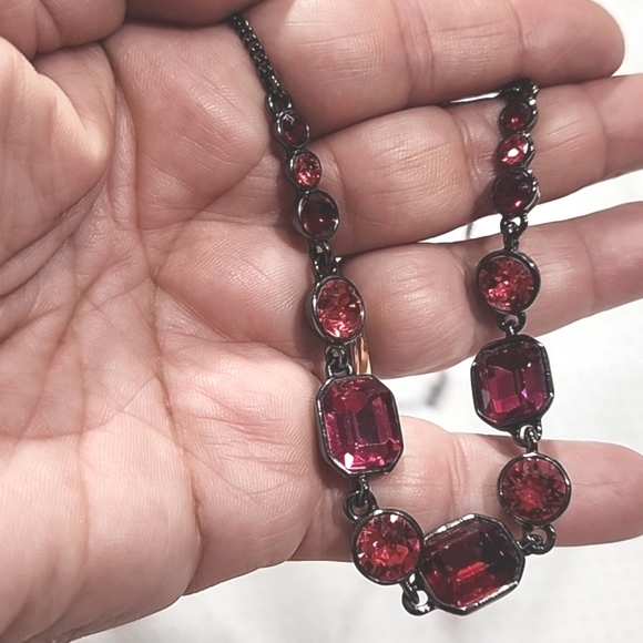 Givenchy Red Ruby Stones Tone Necklace. - Picture 8 of 11